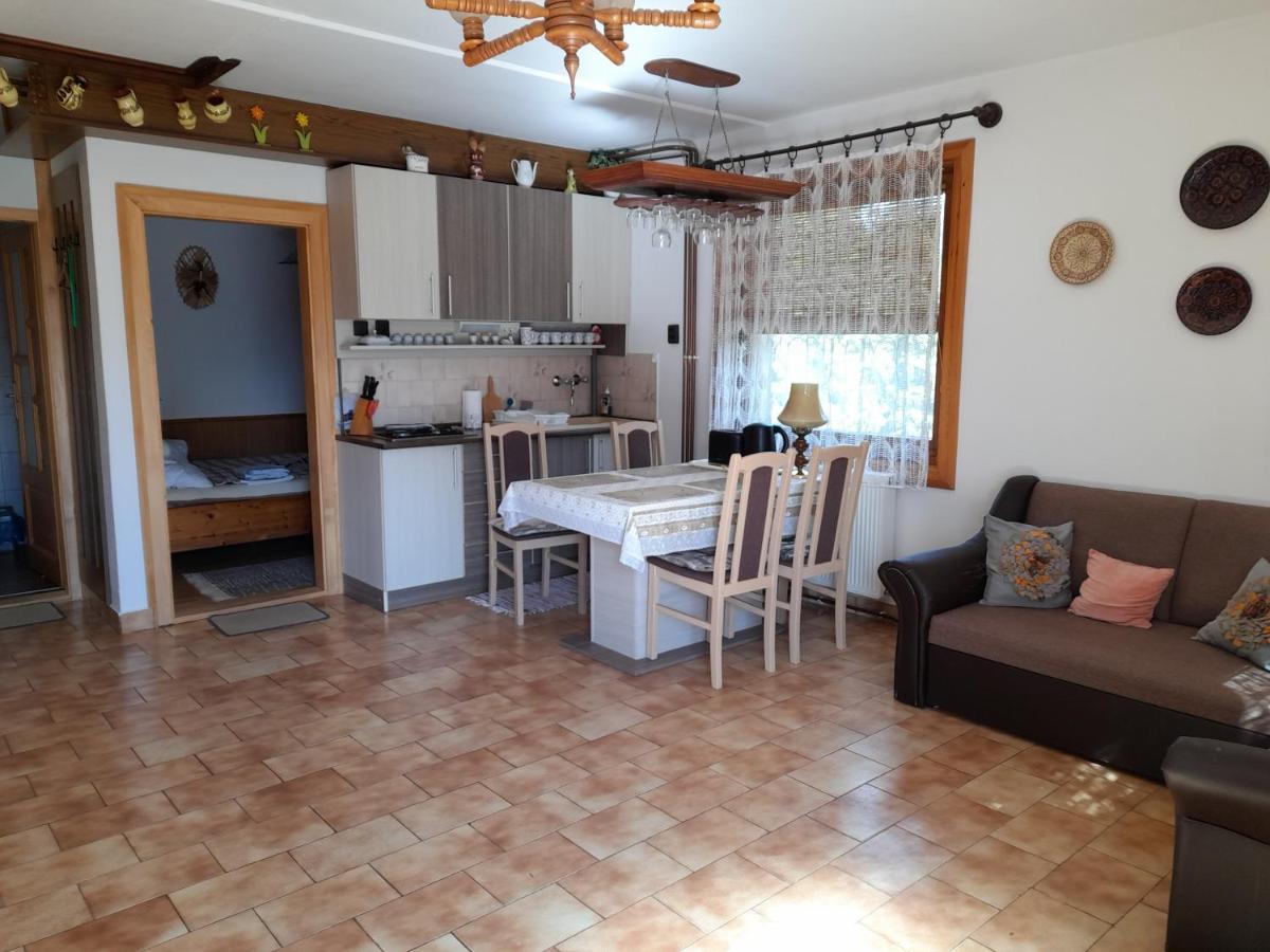 Appartement Harmonia Vendeghaz 100 Meterre Az Igali Gyogyfuerdotol Extérieur photo