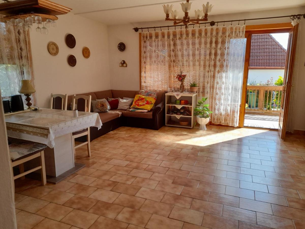Appartement Harmonia Vendeghaz 100 Meterre Az Igali Gyogyfuerdotol Extérieur photo